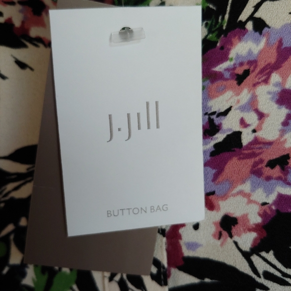 NWT J.JILL button-down blouse - Picture 6 of 8